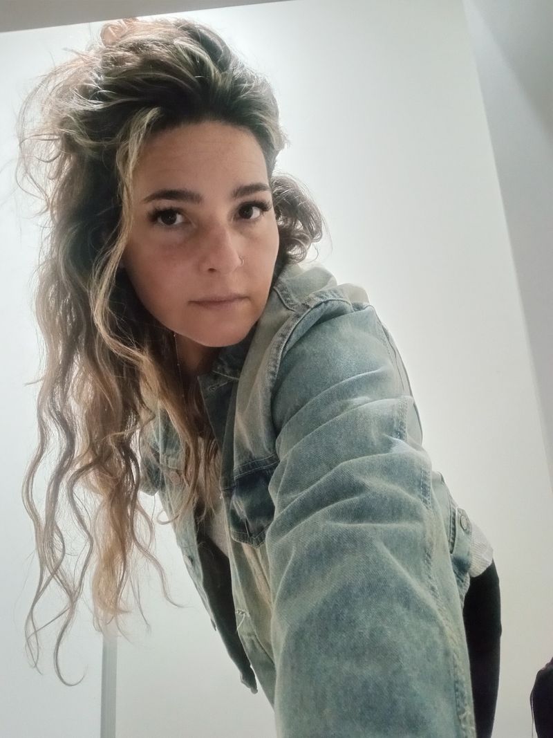 Gaby, 45