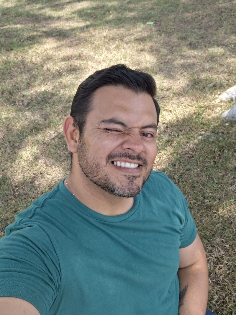 Alejo, 39
