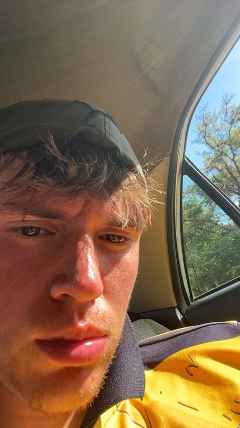 Jonathan, 21