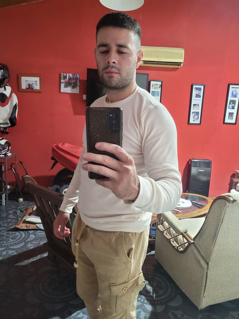 Franco, 28