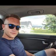 Sebastian, 28