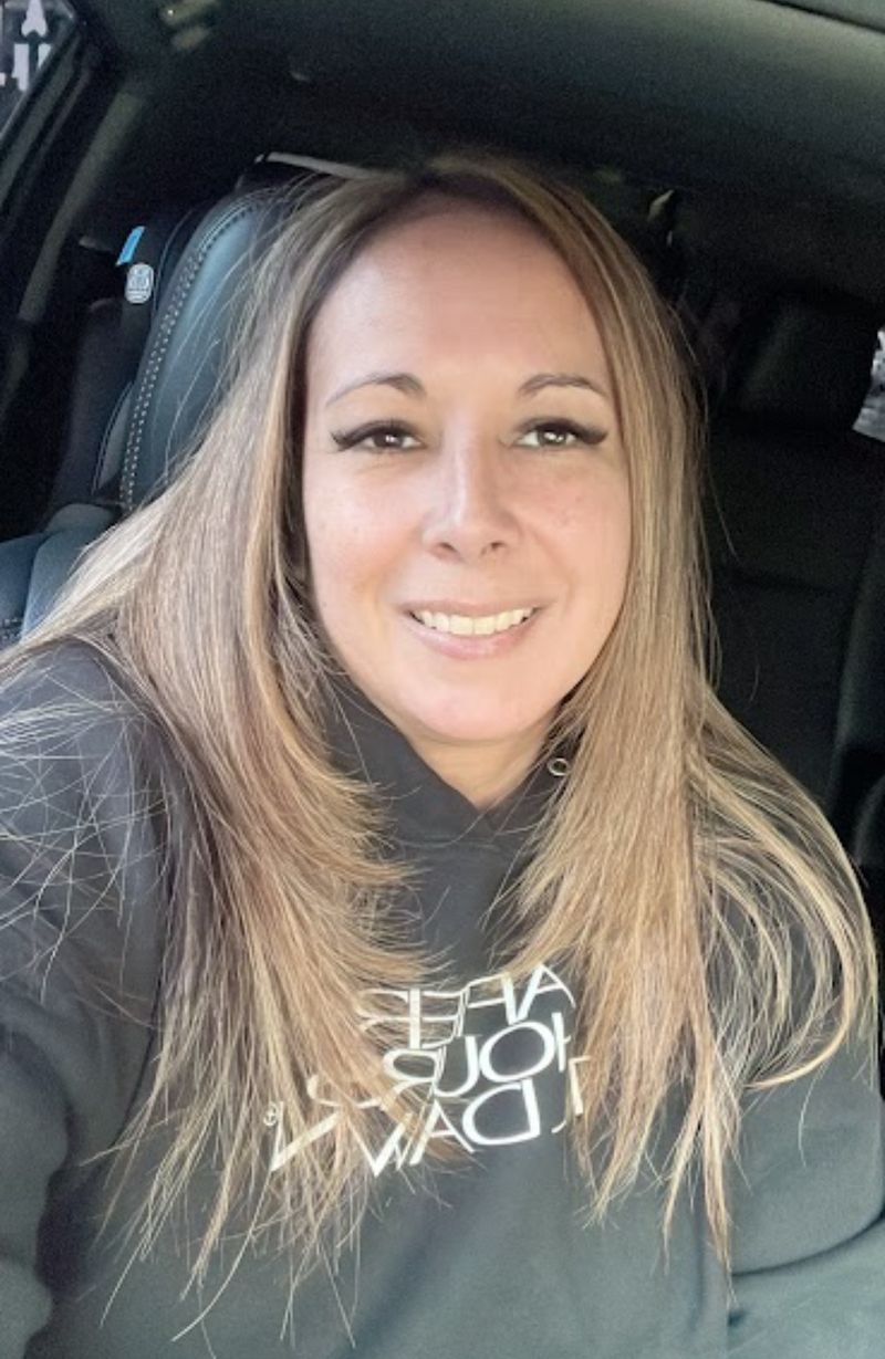 Rachel, 47