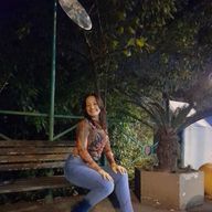 Yelis, 50