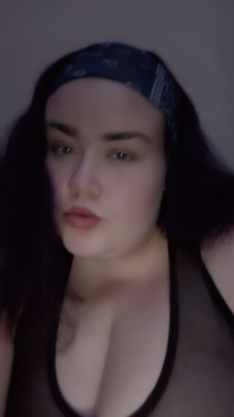 Chantel, 24