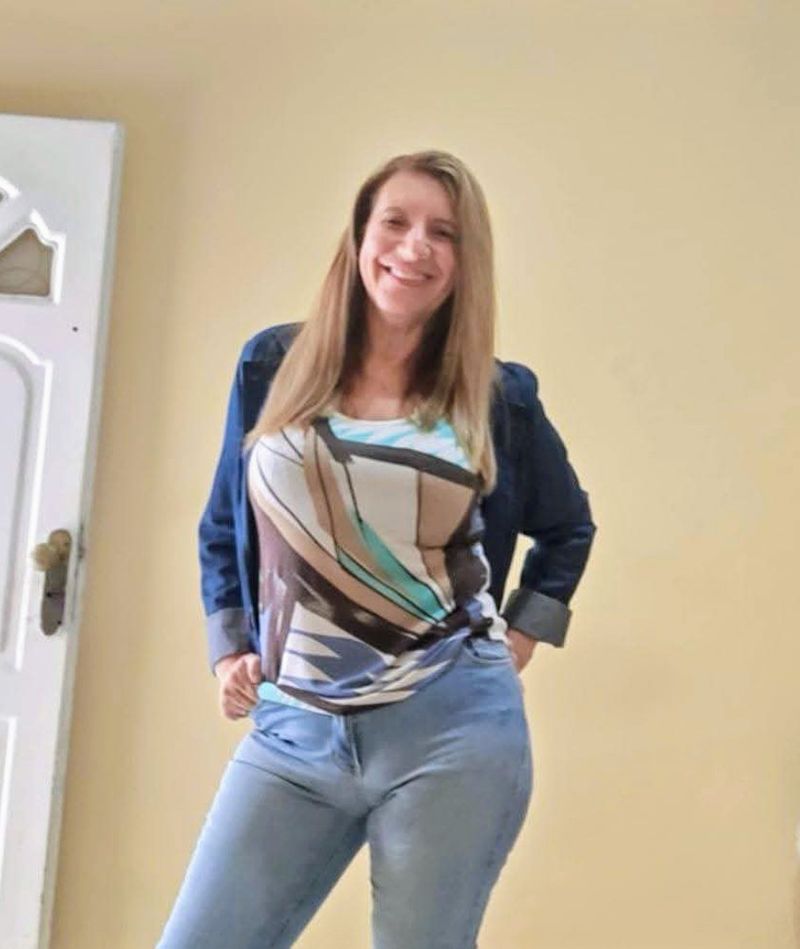 Clau, 49