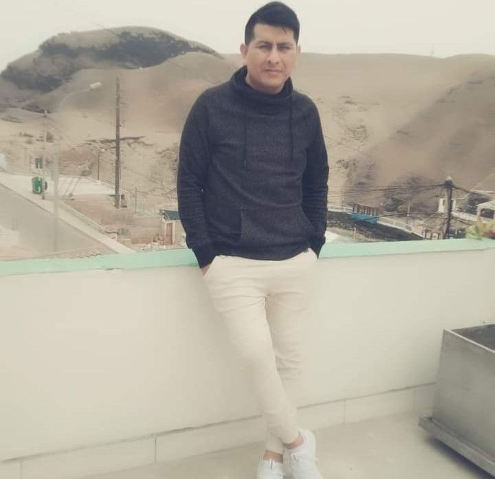 Luis, 41