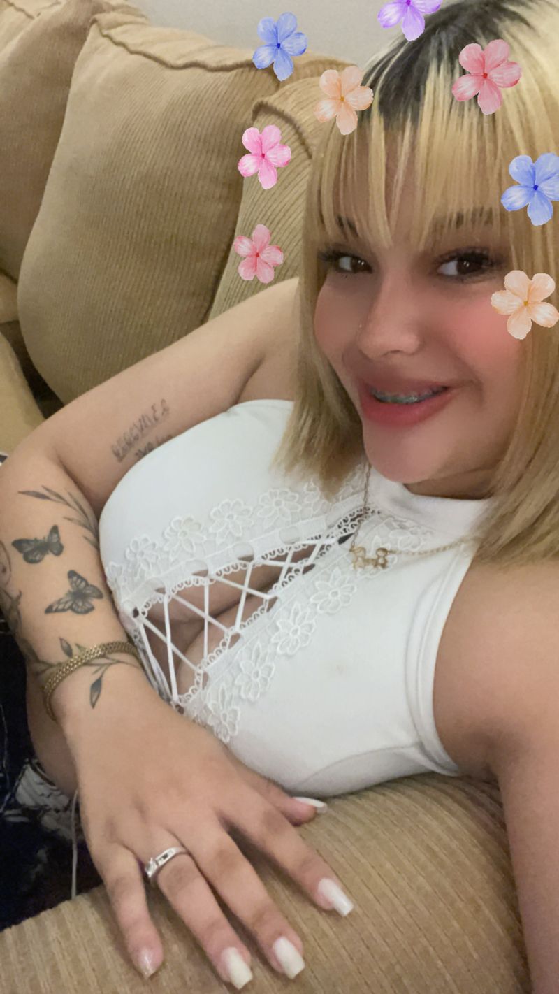 Gabriela Rios, 20