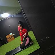 Esther, 27
