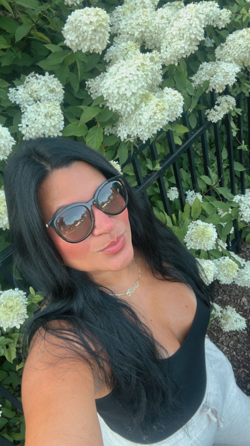 Maria Soledad, 42