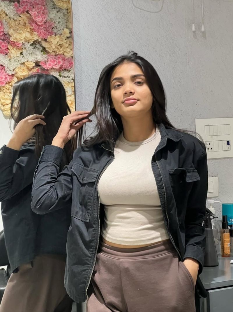 Kanika, 22