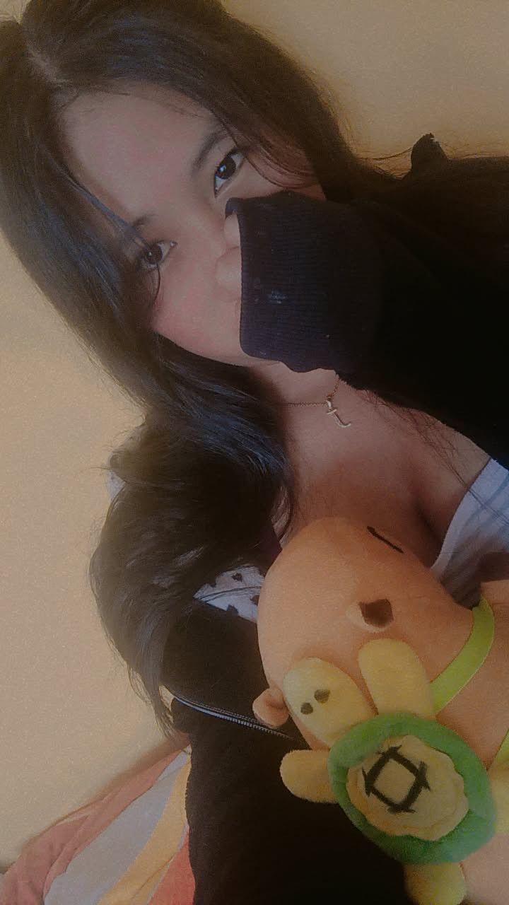 Esther Marisol, 20