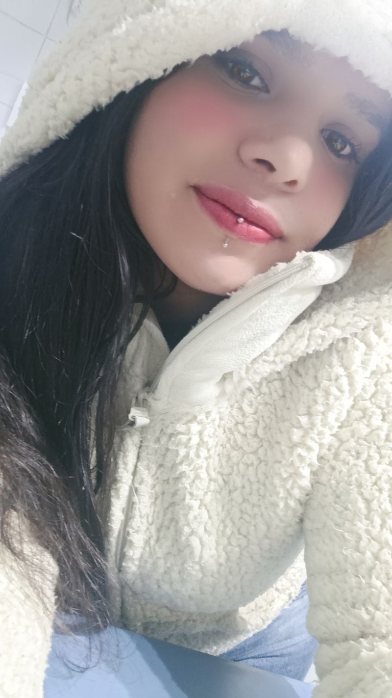 Martina, 31