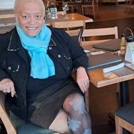 Nadia, 70