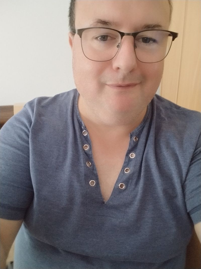 Sébastien, 52