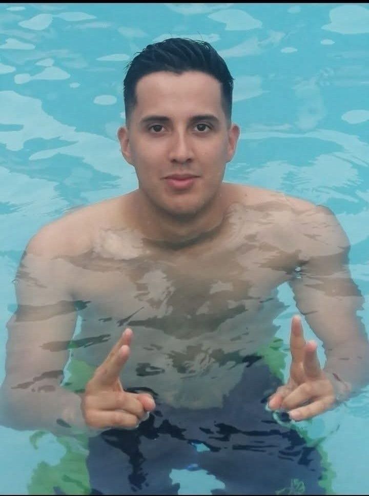 David Aldana, 27