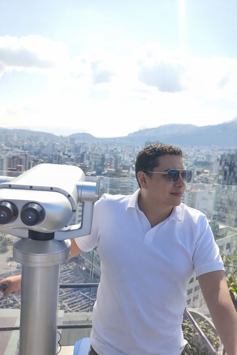 Andrés Villagrán, 42