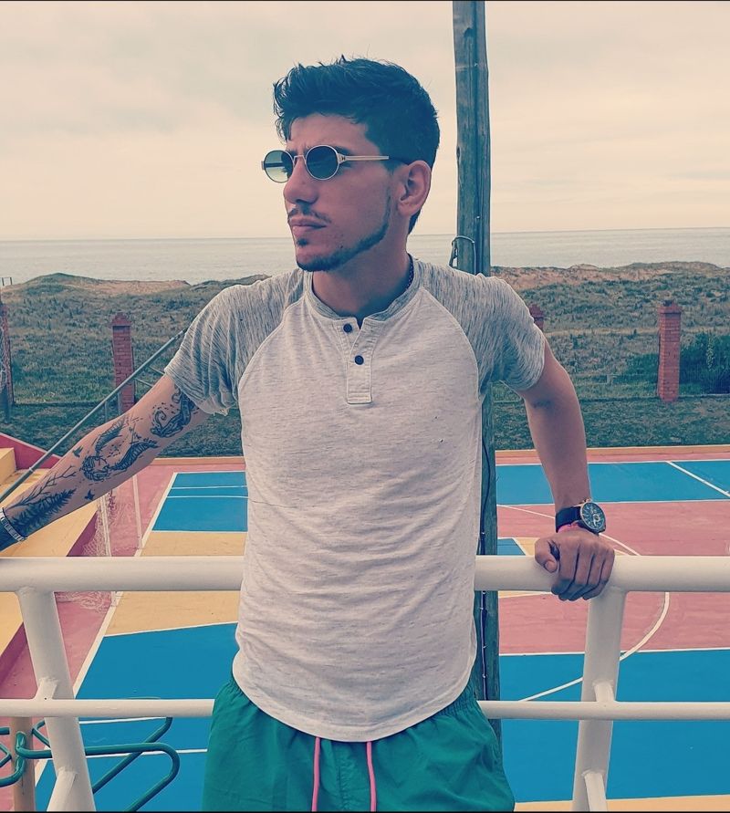 Martín, 33
