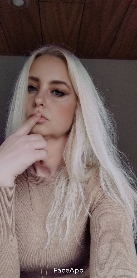 Wiola, 36