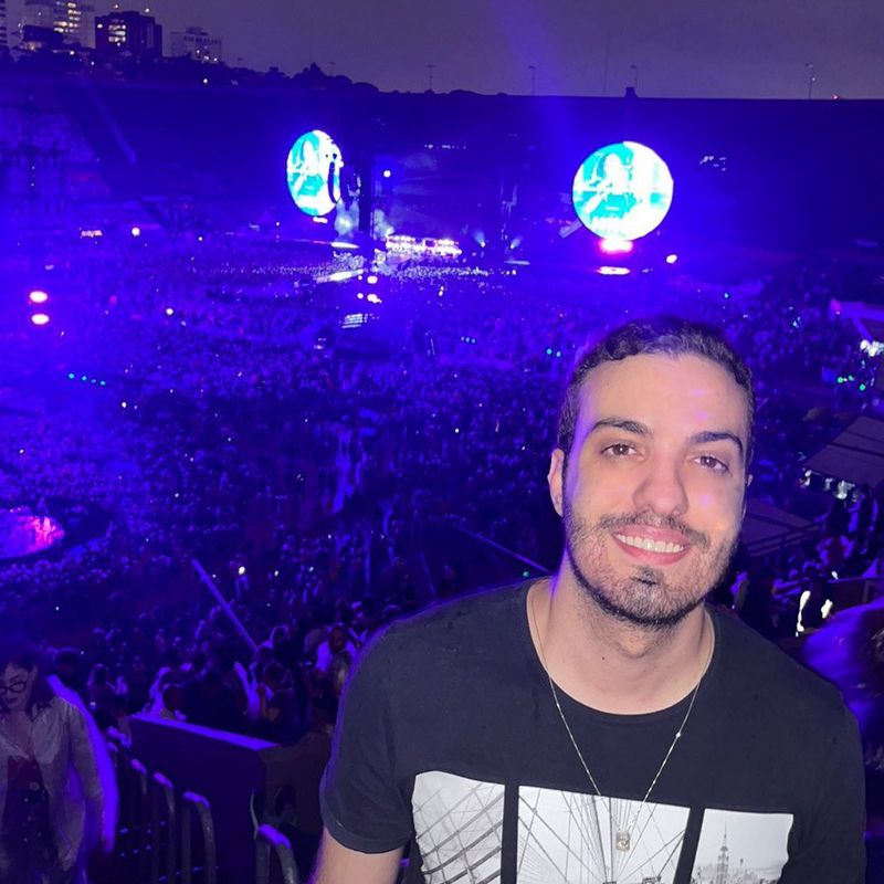 Bruno, 28