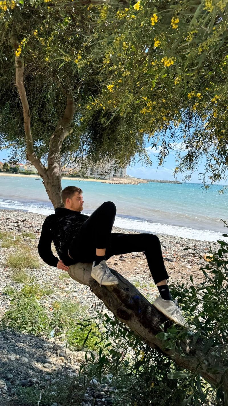Nick, 29