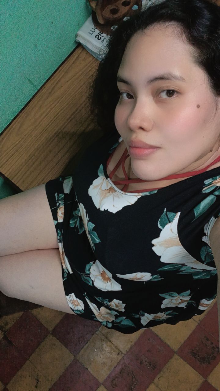 Mishell, 32
