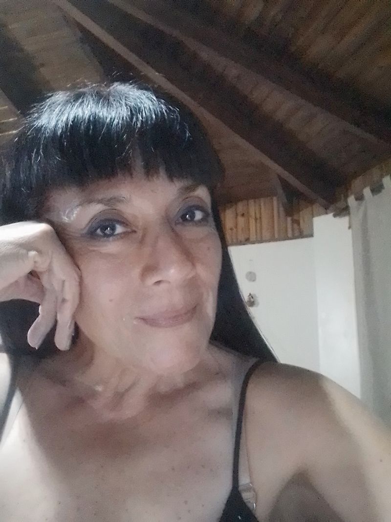 Laura, 60