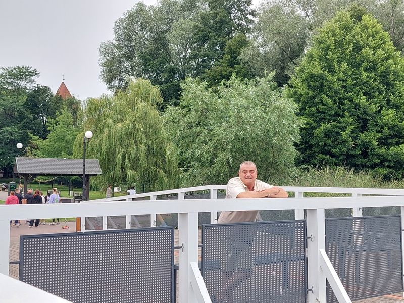 Tomrk, 60
