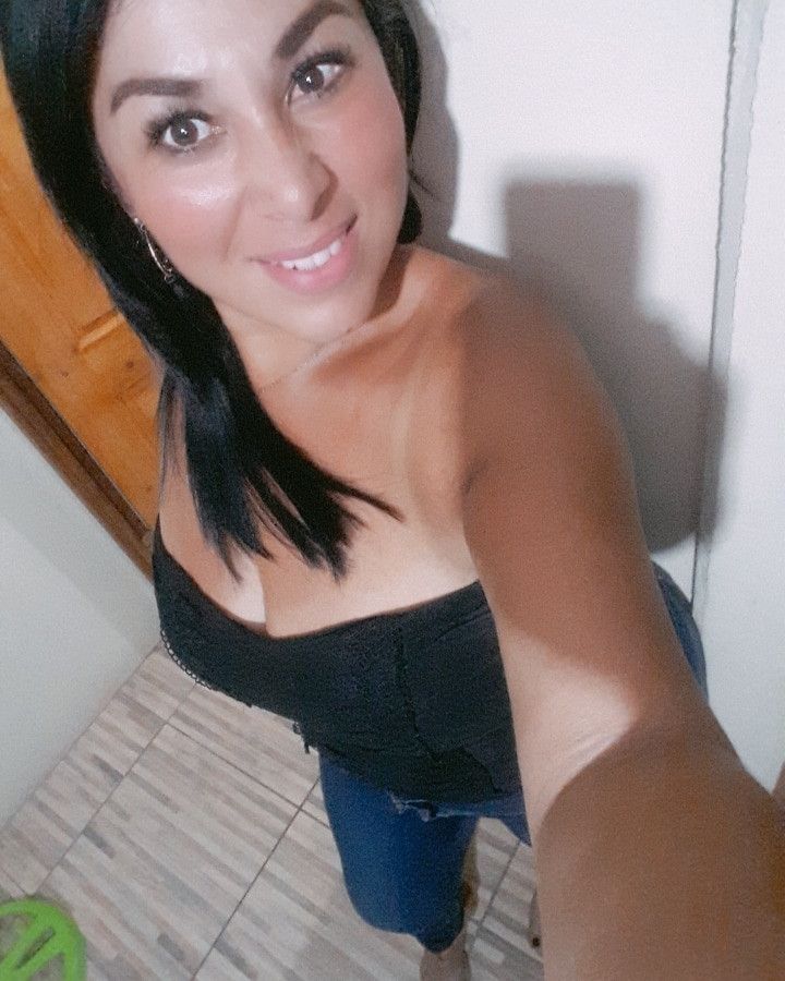 Ingrid Bello Jimenez, 45