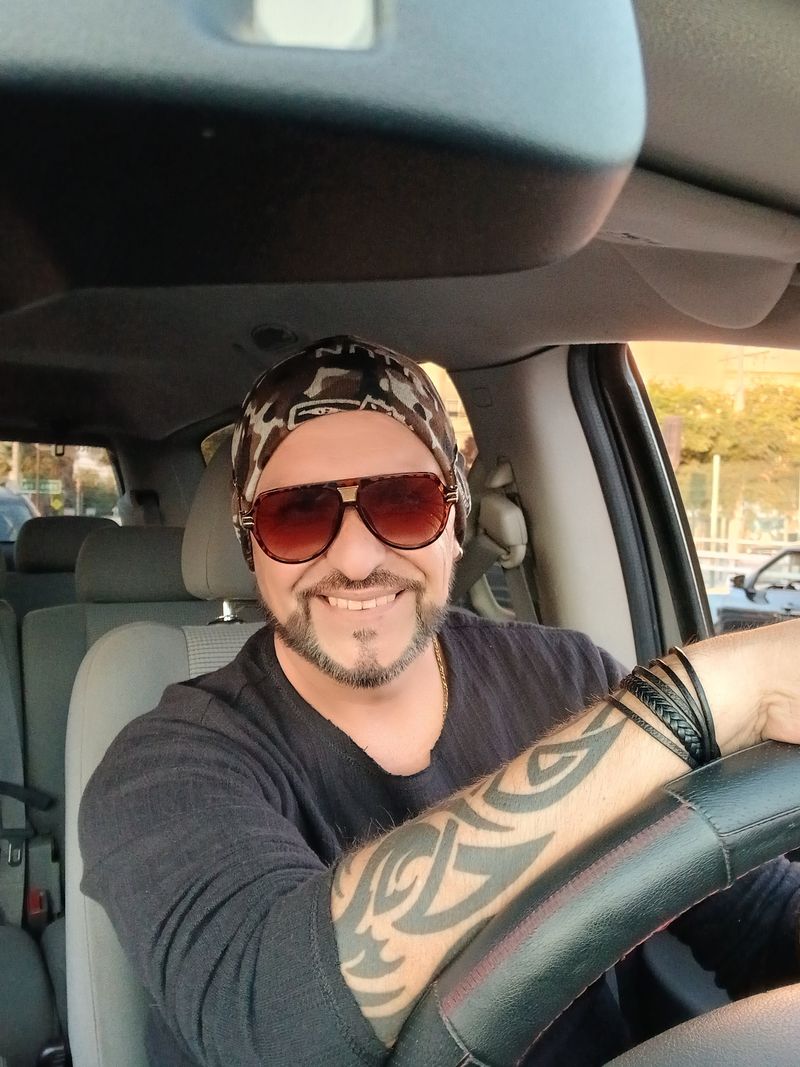Juan Carlos, 49