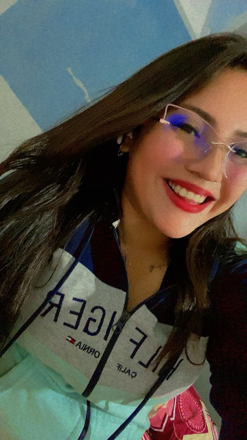 Lilibeth, 27