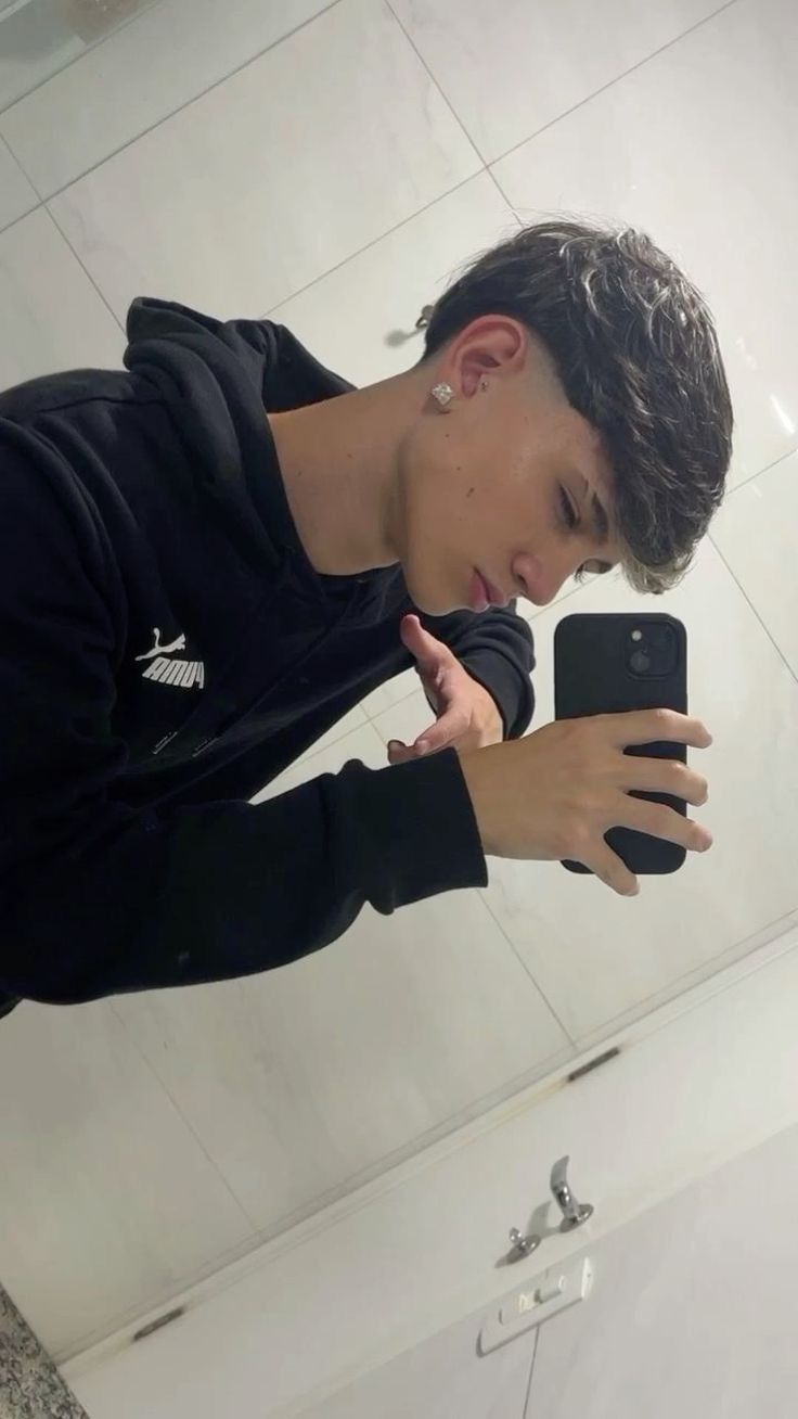 Renato, 20