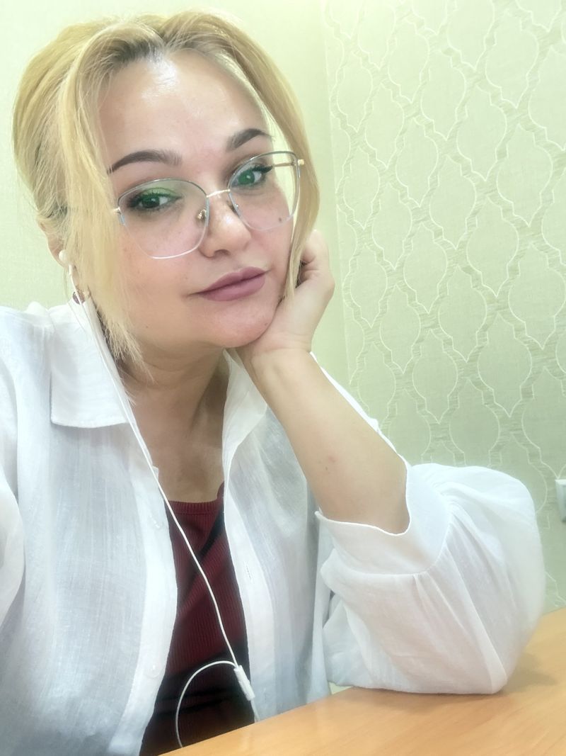 Hj, 52