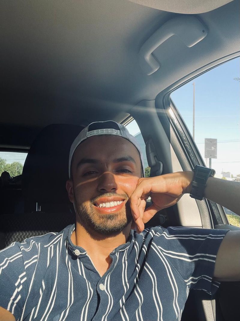 Andres, 29