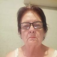 Sandra, 65