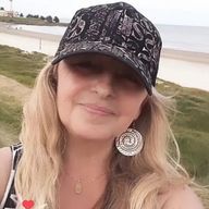 Alicia, 63