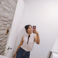 Deb, 30