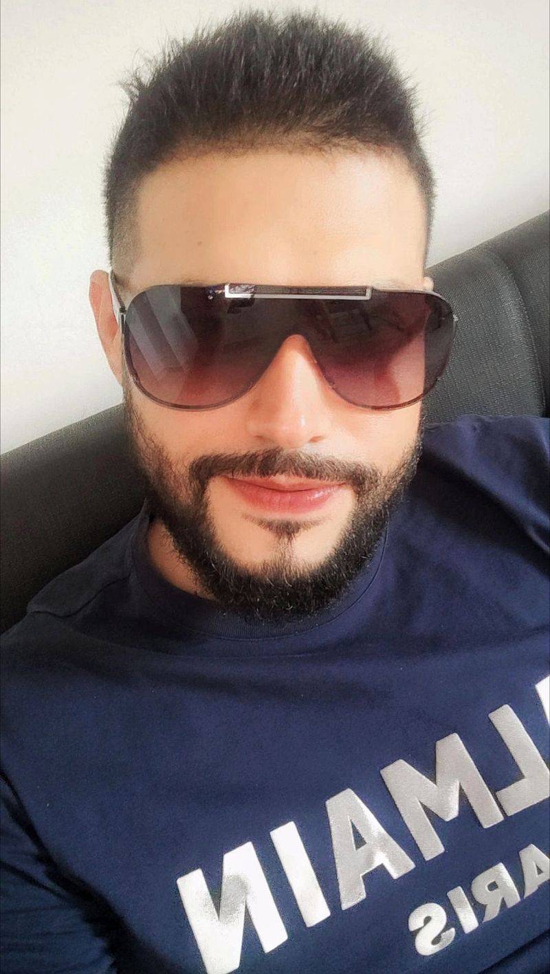Cesar, 36