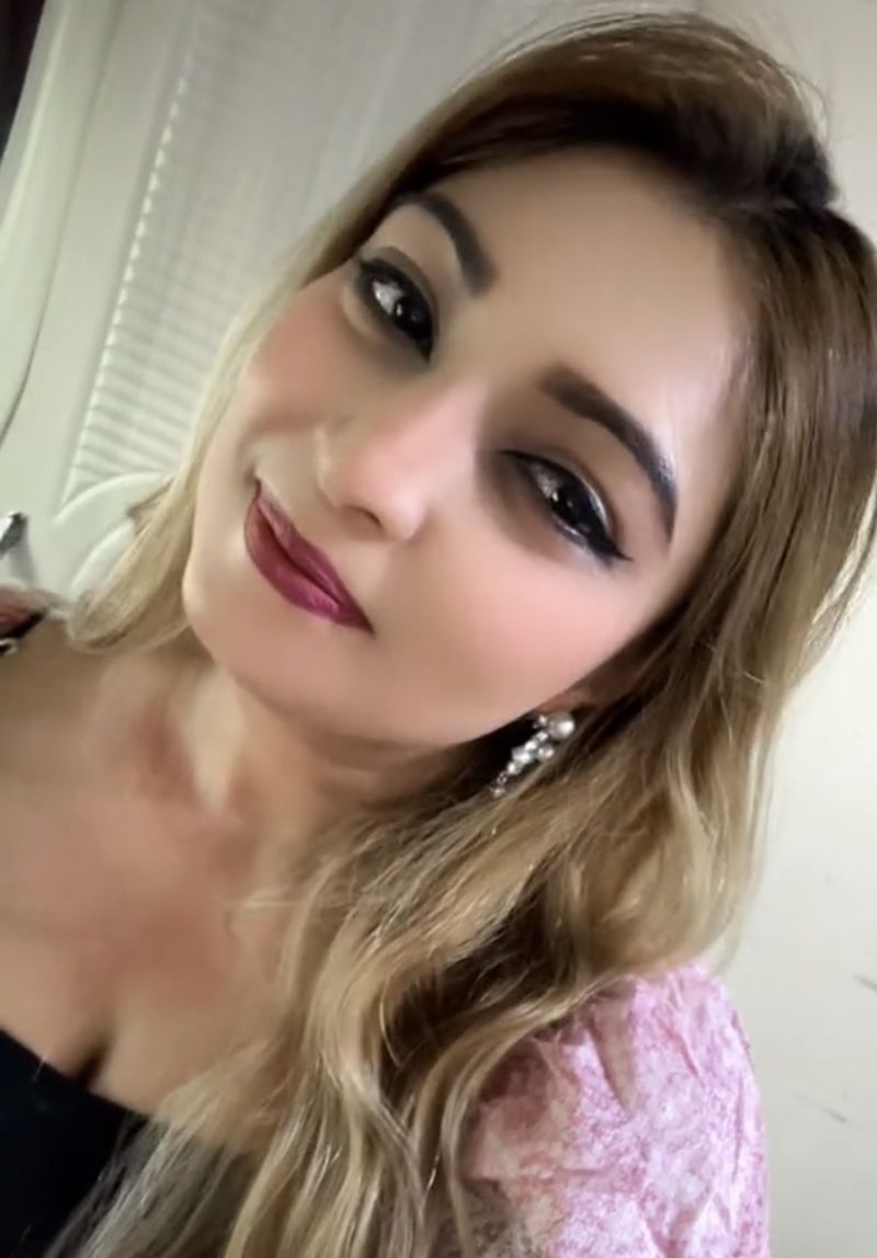 Neelam, 38