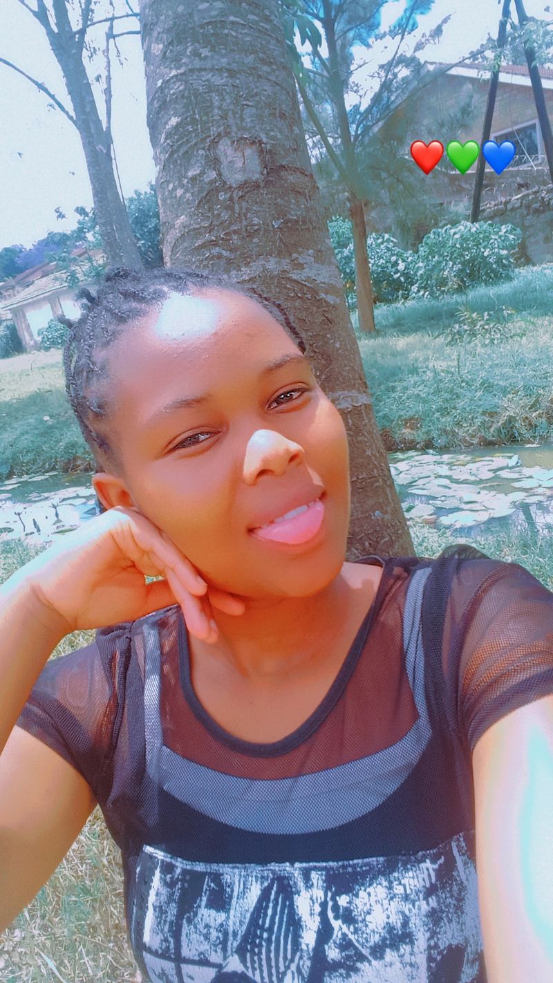 Rozzie, 21