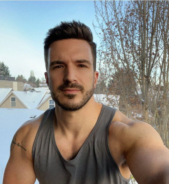 Cristofer, 24