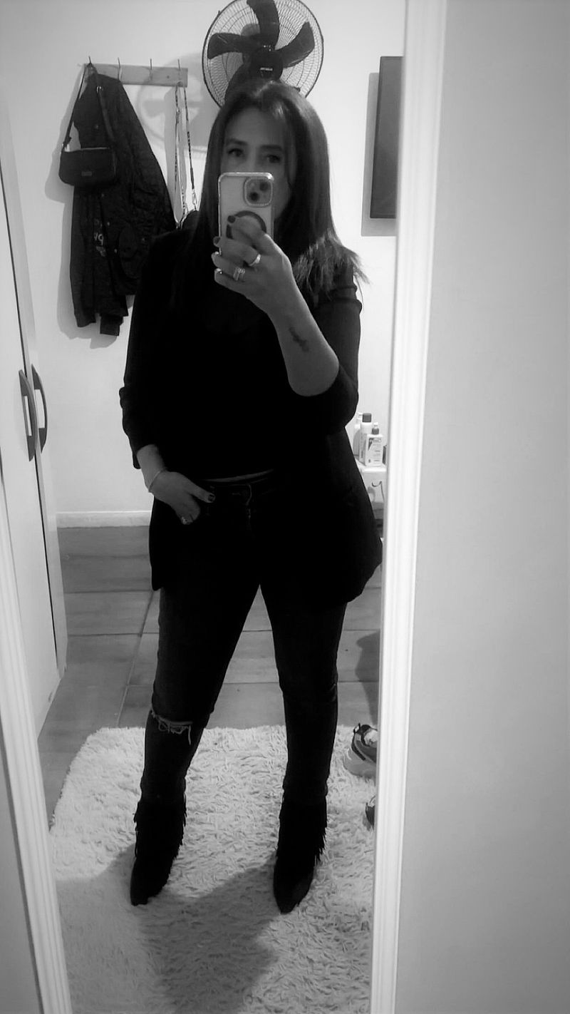 Silvana, 45