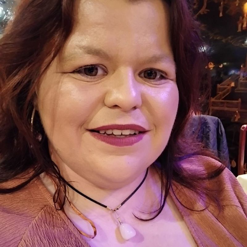 Nikita, 27