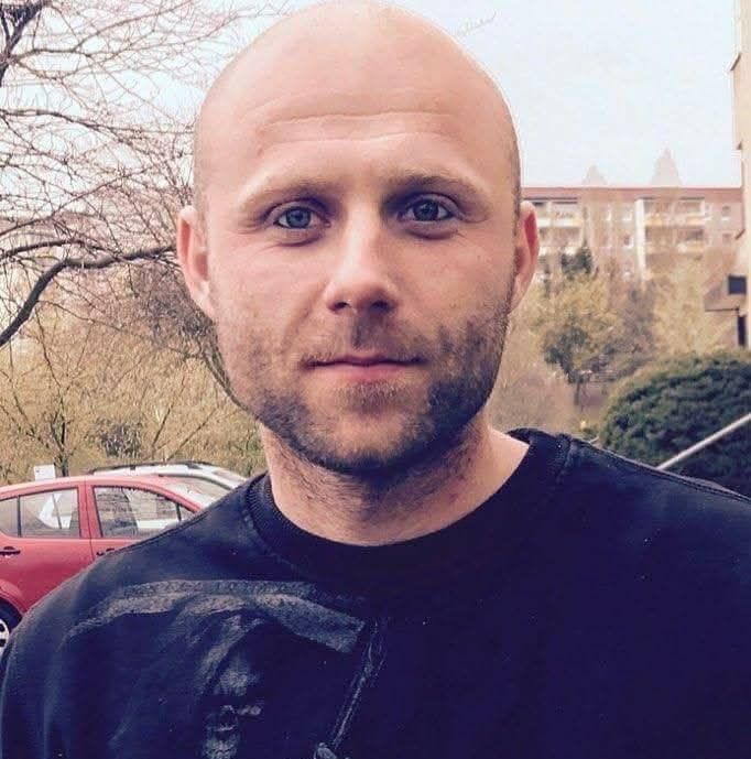 Piotr, 42