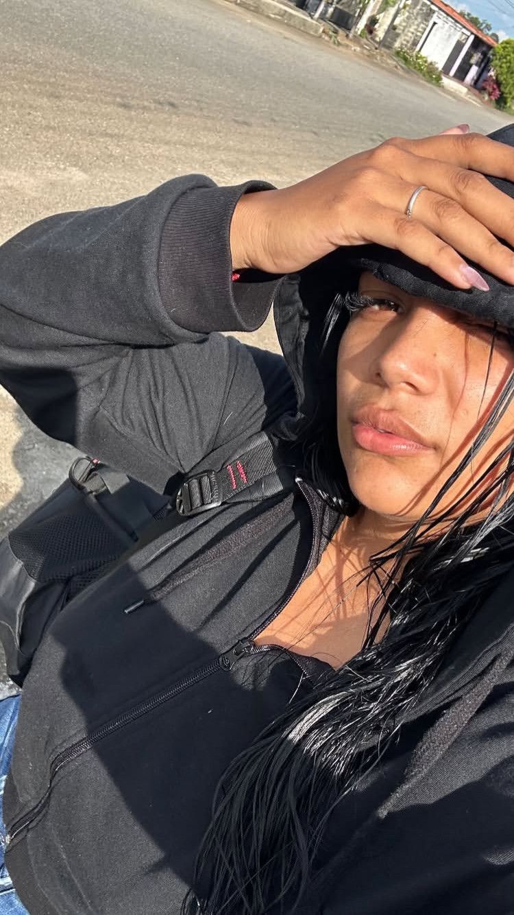 Beby Ross, 25