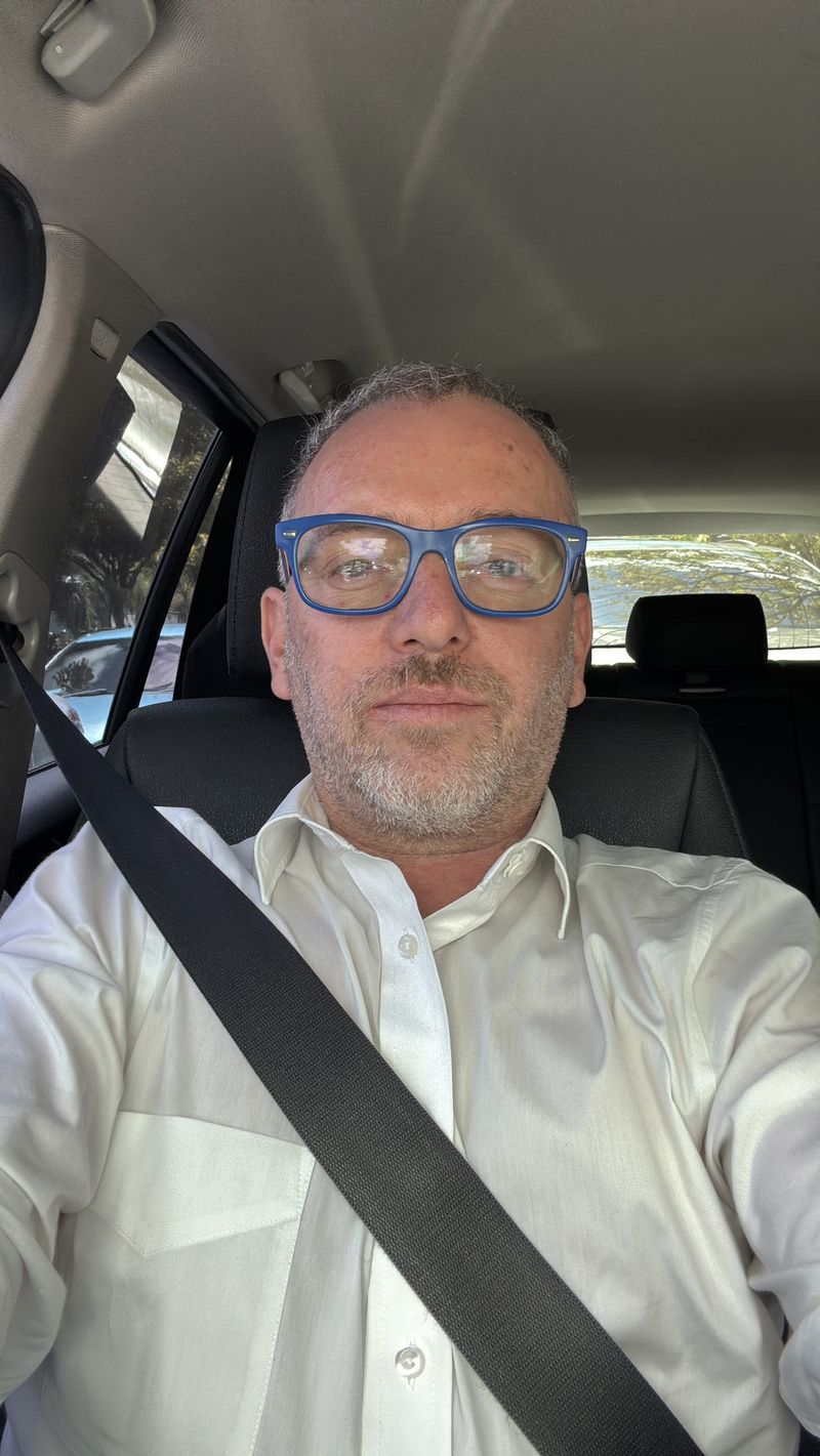 Leo, 53