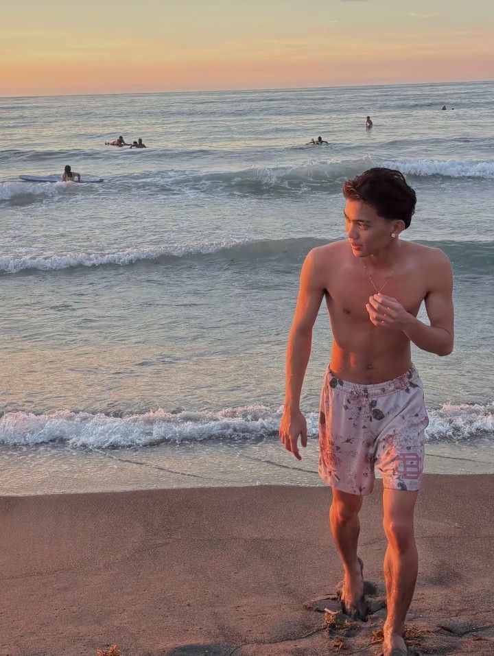 Cheeno Paco, 21