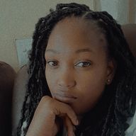 Thando, 35