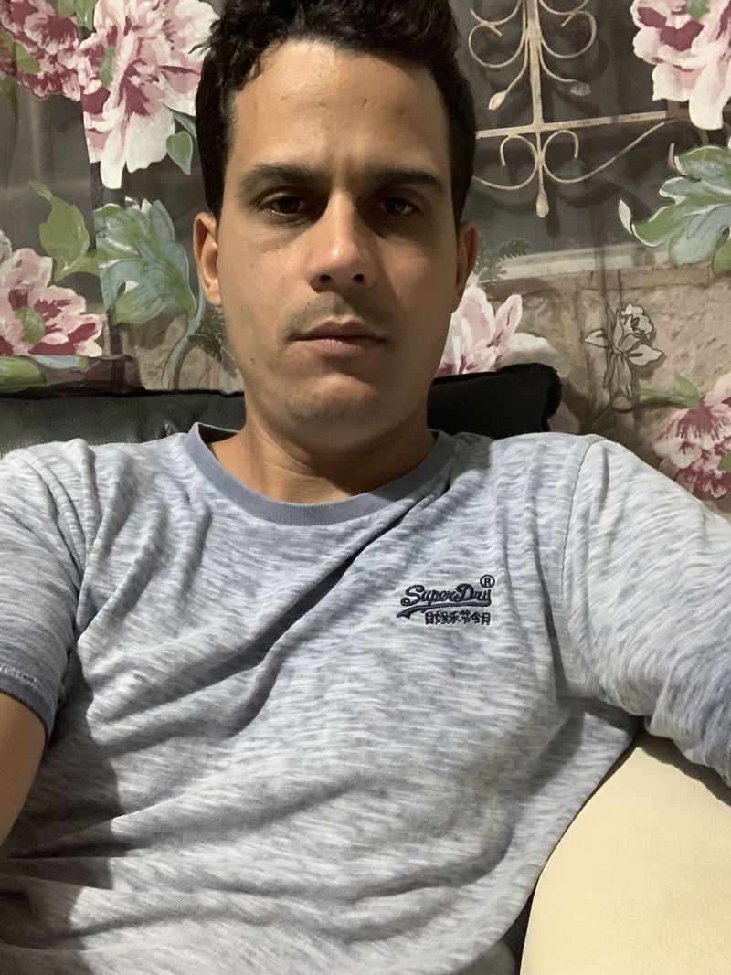 Rolando, 34