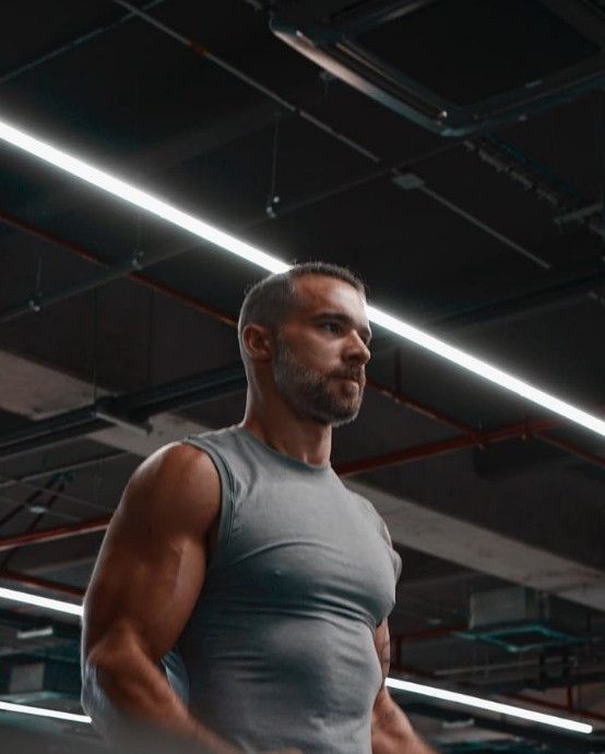Diego, 42