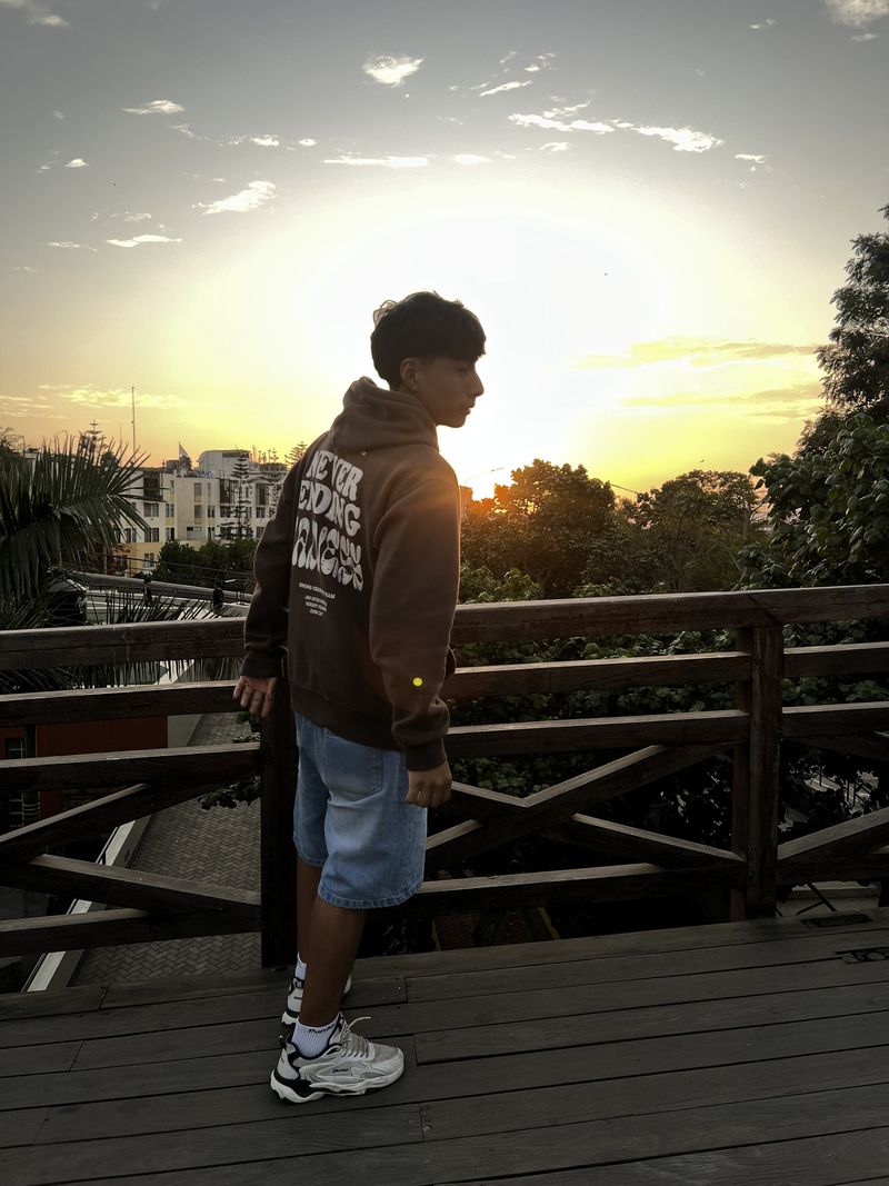 Fernando, 18